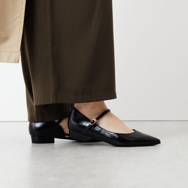 HIMIKO（HIMIKO）/シルエットがきれい＆ストラップ【卑弥呼25AW】サイドオープンメリージェーンパンプス/651301