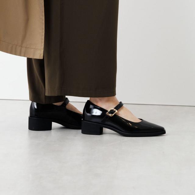 HIMIKO（HIMIKO）/トレンドのストラップデザイン【卑弥呼25AW】軽量ソールポインテッドトゥメリージェーン/651305