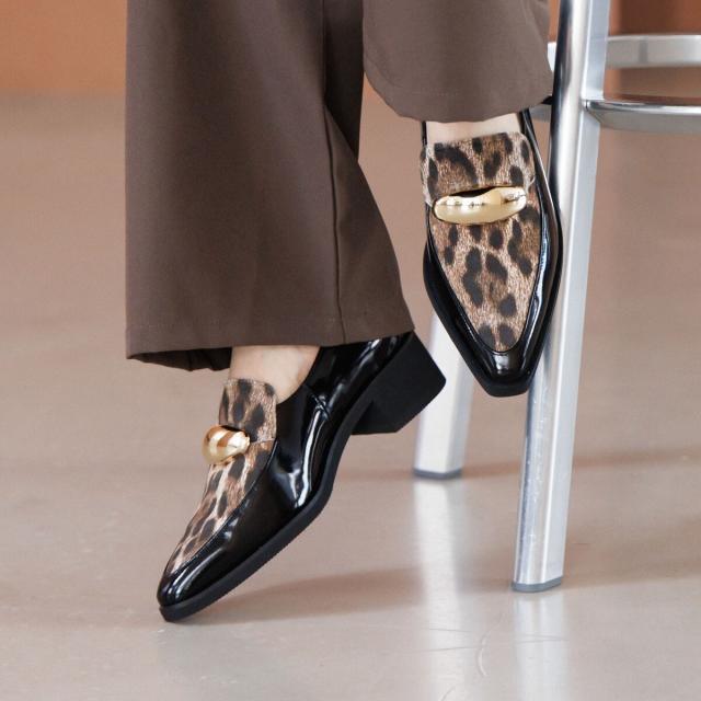 HIMIKO（HIMIKO）/洗練された主役級デザイン【卑弥呼25AW】軽量ソール