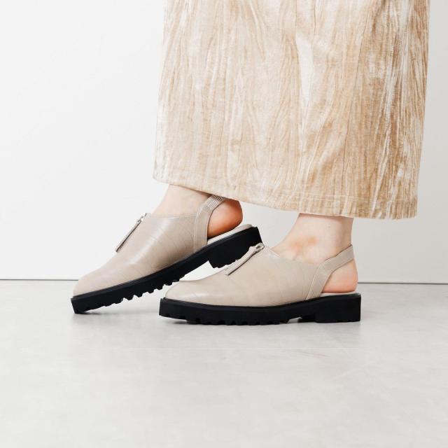 HIMIKO（HIMIKO）/サッと着脱できる新アイテム【卑弥呼25AW】【撥水】センタージップクロッグシューズ/651516