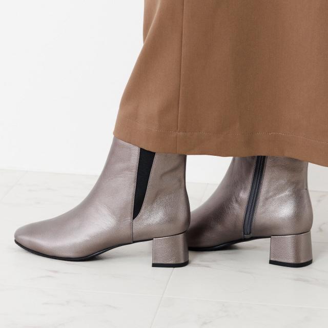 HIMIKO（HIMIKO）/Vラインですっきりシルエット【撥水】【卑弥呼25AW】スクエアトゥサイドゴアブーツ/651411 HIMIKO（HIMIKO）/Vラインですっきりシルエット【撥水】【卑弥呼25AW