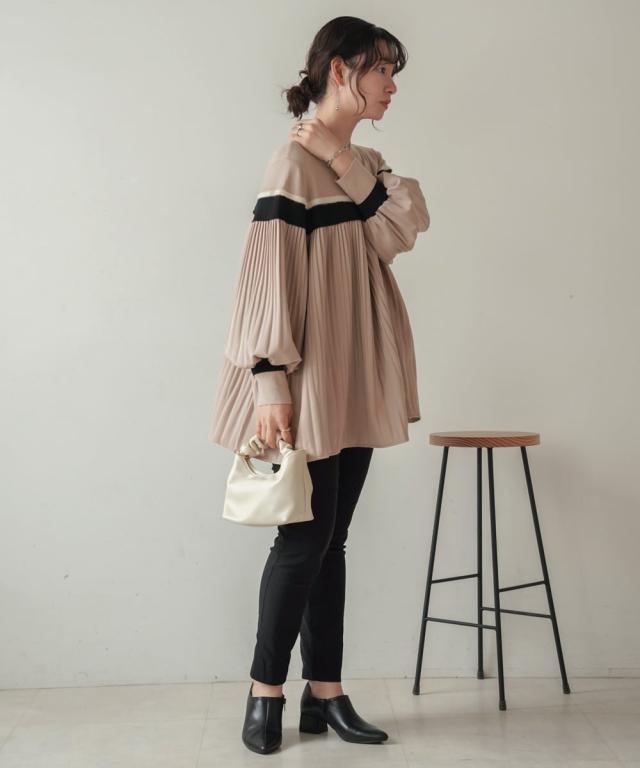 ブージュルード（Bou Jeloud）/異素材プリーツプルオーバー