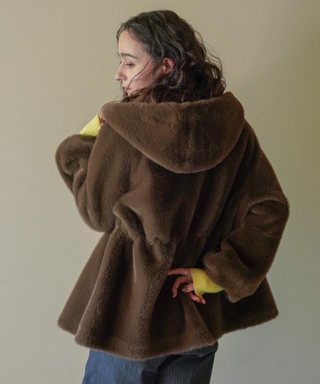 ブージュルード（Bou Jeloud）/フェイクファーコート