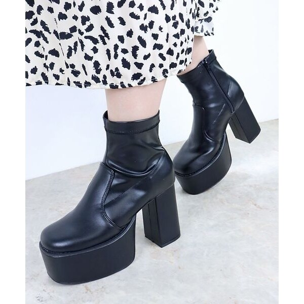 ラブハンター（LOVE HUNTER）/★スクエアトゥ　プラットフォームストレッチブーツ★1535の通販は 5,549円