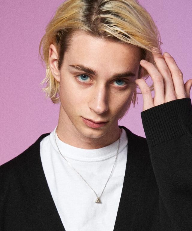 レアセル（rehacer）/rehacer × ANIKULAPO triangla wall necklace