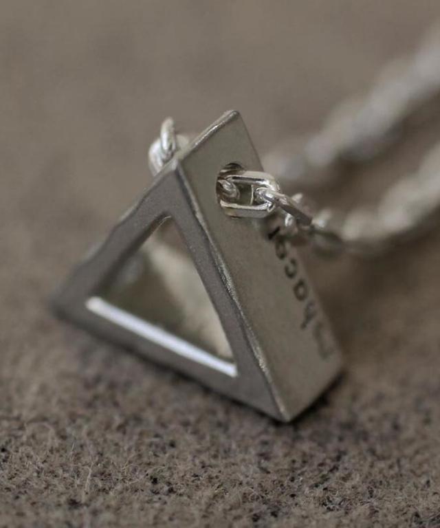 レアセル（rehacer）/rehacer × ANIKULAPO triangla wall necklace_9