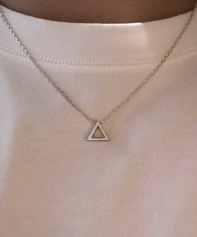 レアセル（rehacer）/rehacer × ANIKULAPO triangla wall necklace_13