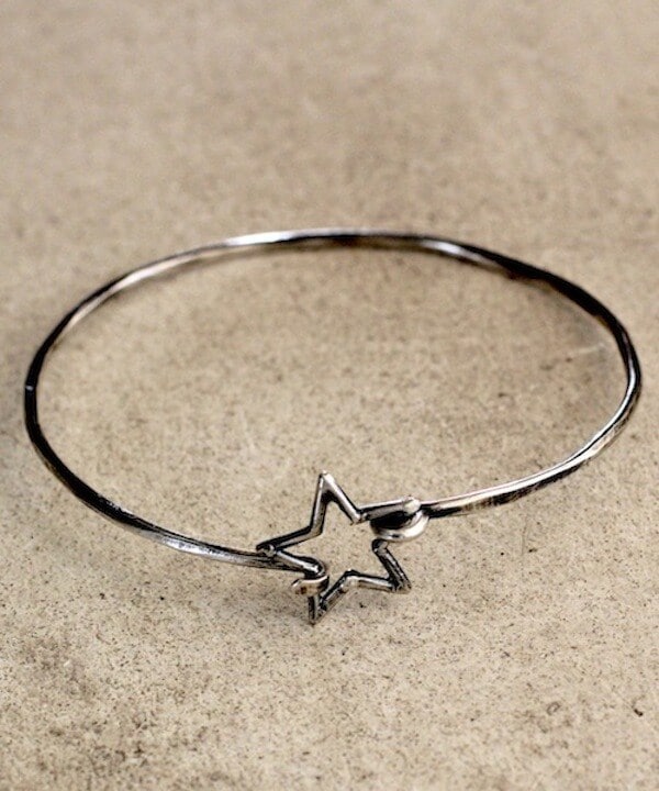 レアセル（rehacer）/rehacer : × ANIKULAPO Star hook bangle 8,910円