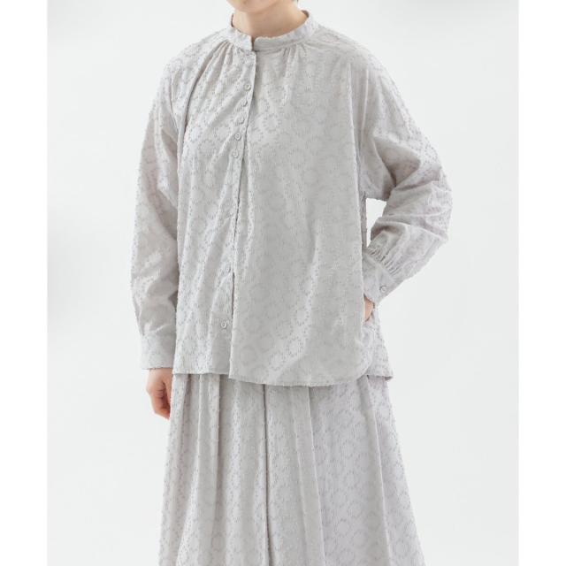 ノップドゥノッド（nop de nod）/サークルスノーカットドビースタンドギャザーシャツ