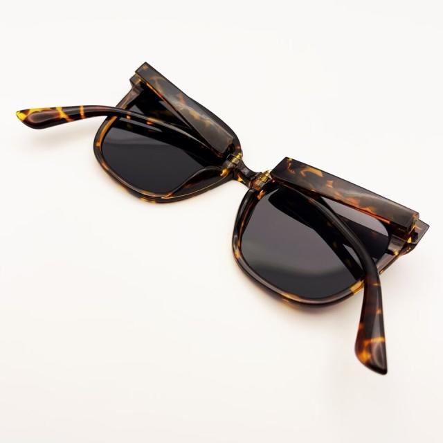 グラスオニオン（Glass Onion）/折りたたみ 偏光 サングラス / UV99%カット