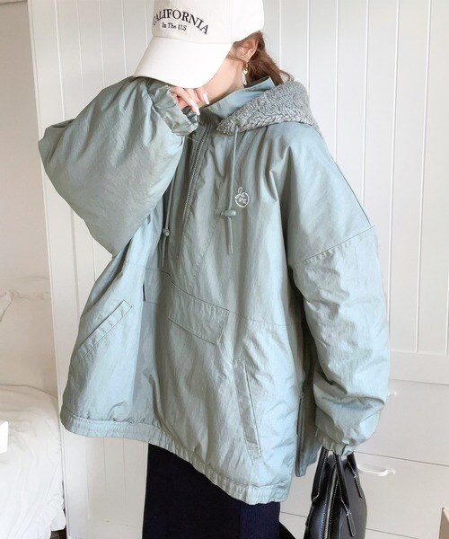 クラシカルエルフ（Classical Elf）/《Javaジャバコラボ》フード付 ボア切替え中綿裏キルティングサイドスリット ビッグPO