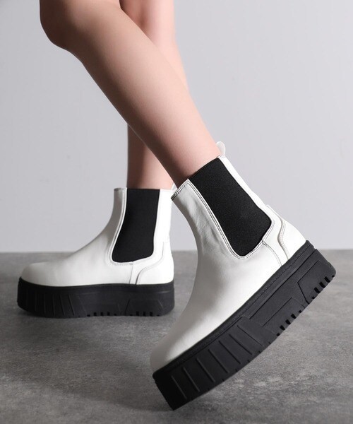 クラシカルエルフ（Classical Elf）/《JaVaジャバ コラボ》秋冬のトレンドアイテム！厚底ソールサイドゴアチェルシーブーツ