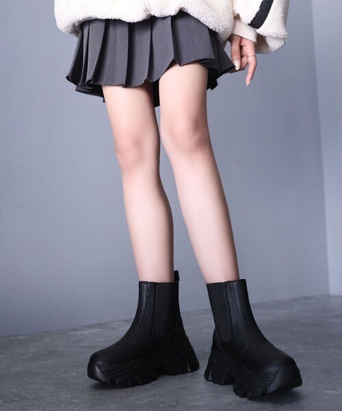 クラシカルエルフ（Classical Elf）/《JAVAジャバコラボ》足元からお洒落を楽しむ！厚底ソールサイドゴアショートブーツ