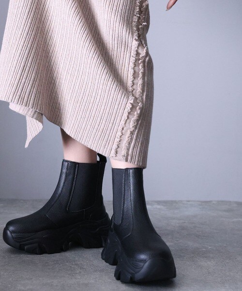 クラシカルエルフ（Classical Elf）/《JAVAジャバコラボ》足元からお洒落を楽しむ！厚底ソールサイドゴアショートブーツ