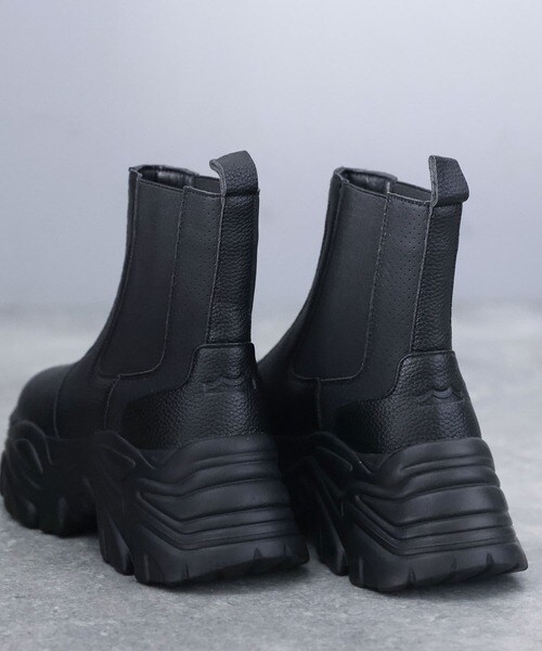 クラシカルエルフ（Classical Elf）/《JAVAジャバコラボ》足元からお洒落を楽しむ！厚底ソールサイドゴアショートブーツ