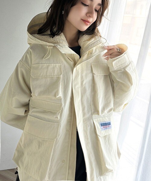 クラシカルエルフ（Classical Elf）/《JaVa ジャバコラボ》レトロなデザインが決め手。裏ボアアウトポケットマウンテンパーカー