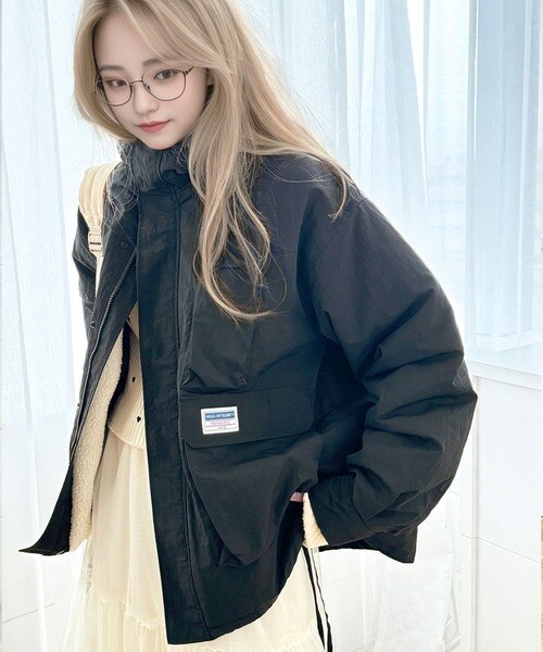 クラシカルエルフ（Classical Elf）/《JaVa ジャバコラボ》レトロなデザインが決め手。裏ボアアウトポケットマウンテンパーカー