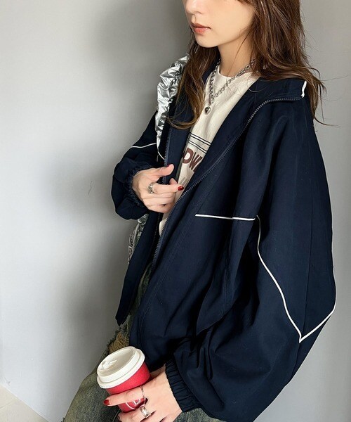 クラシカルエルフ（Classical Elf）/《JaVa ジャバコラボ》大人のスポーツMIX。綿100％配色パイピングスタンド衿ブルゾン