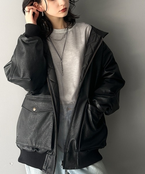 クラシカルエルフ（Classical Elf）/《Javaジャバコラボ》ヴィンテージ感が映える。フェイクレザーフーディーブルゾン