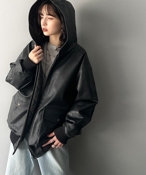 クラシカルエルフ（Classical Elf）/《Javaジャバコラボ》ヴィンテージ感が映える。フェイクレザーフーディーブルゾン