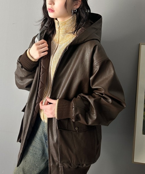 クラシカルエルフ（Classical Elf）/《Javaジャバコラボ》ヴィンテージ感が映える。フェイクレザーフーディーブルゾン