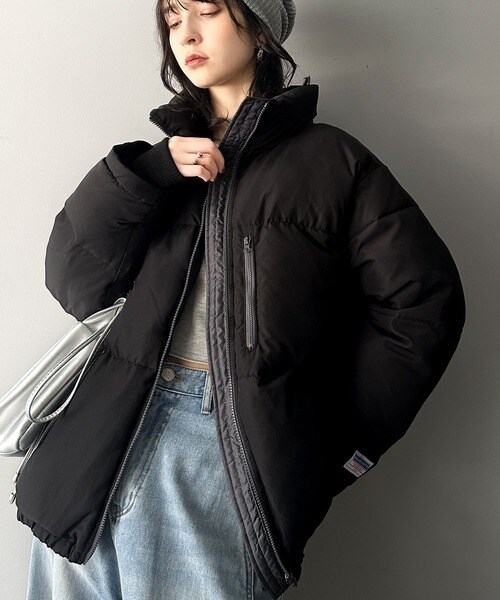 クラシカルエルフ（Classical Elf）/《JaVa ジャバコラボ》防寒とオシャレを両立。配色ジップ×フィンガーホール付き中綿ブルゾン