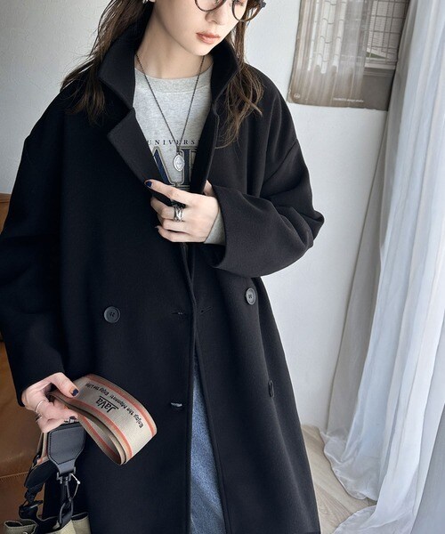 25ss_エナメル_パールロゴ_CHANEL_スポーツサンダル_フラット 25ss_エナメル_パールロゴ_CHANEL_スポーツサンダル_フラット