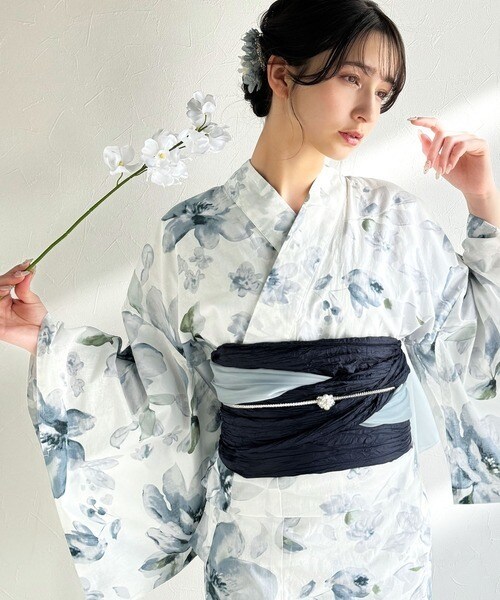 クラシカルエルフ（Classical Elf）/浴衣２点セット。花柄モチーフ浴衣（浴衣・兵児帯）