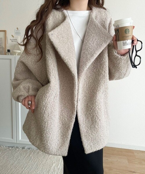 クラシカルエルフ（Classical Elf）/【25AW新作】たっぽりコクーンシルエットでちょこっとガーリー見せ。ノーカラーコクーンボアコート