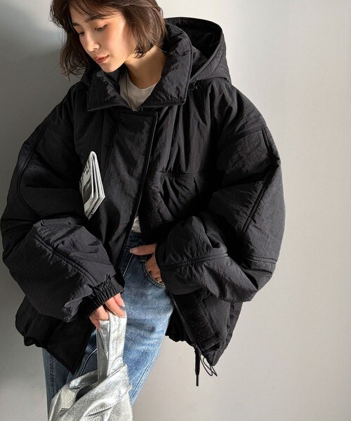 クラシカルエルフ（Classical Elf）/《JaVaジャバコラボ》ボリュームシルエット、今年の主役アウター。フード付き中綿モンスターブルゾン