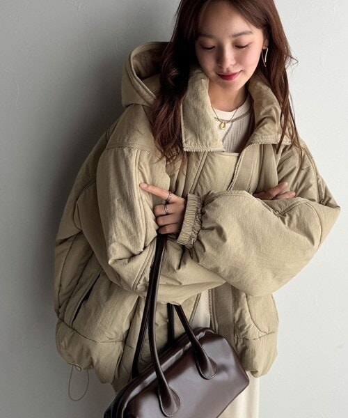 クラシカルエルフ（Classical Elf）/《JaVaジャバコラボ》ボリュームシルエット、今年の主役アウター。フード付き中綿モンスターブルゾン