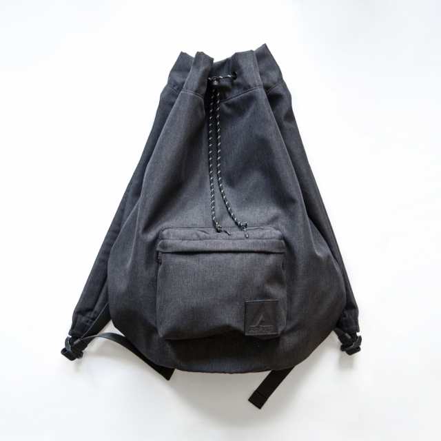 アスファルト（ASFVLT）/巾着バックパック DRAWSTRING BACKPACK asf