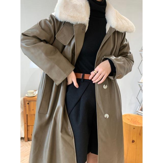 ジュエローブ/インナーファーフェイクレザーロングコートの通販はau