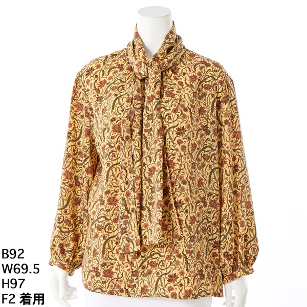 トロワドゥアン（TROIS DEUX UN）/プリントボウタイブラウスの通販は