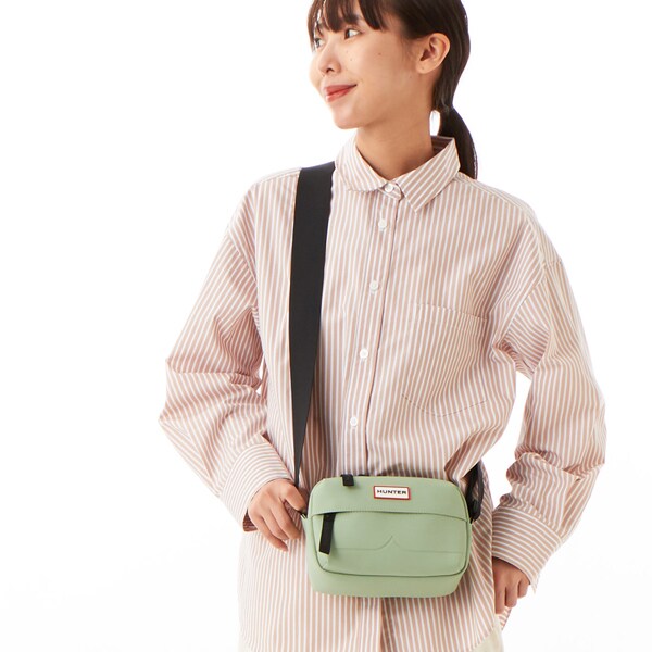 ［美品］HUNTER / ハンター オリジナル ラバライズ ミニ クロスボディ - ブラック