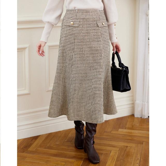 アロッタ（alotta）/ツイード金ボタンマーメイドスカートの通販は 5,450円