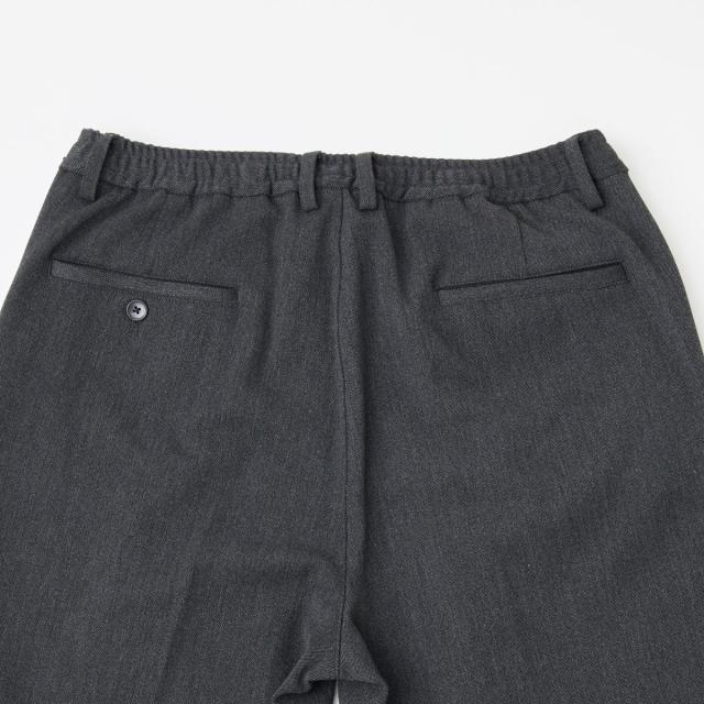 メンズメルローズ（MEN’S MELROSE）/《WEB限定》ハイストレッチツイルリラックステーパードパンツ