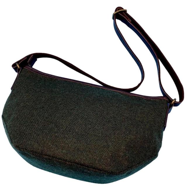 ウィングス/ハリスツイードx再生ウールコンビ三日月ショルダーバッグ