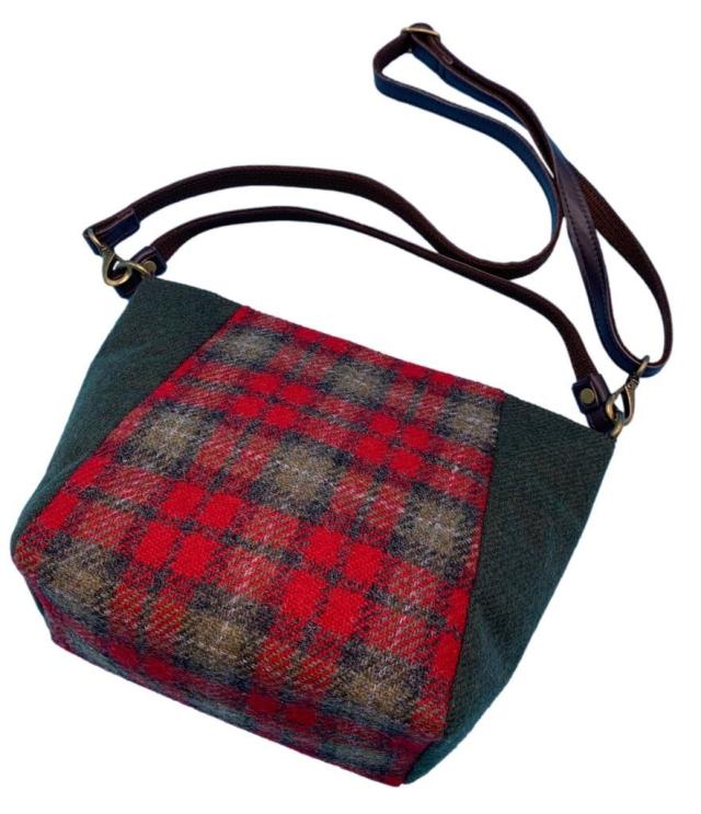 ウィングス/ハリスツイードx再生ウールコンビ2wayショルダーバッグの