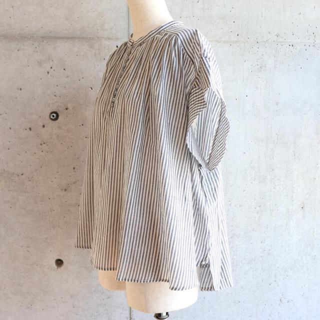 エトレリー（etre relie）/インドカディストライプブラウスの通販はau