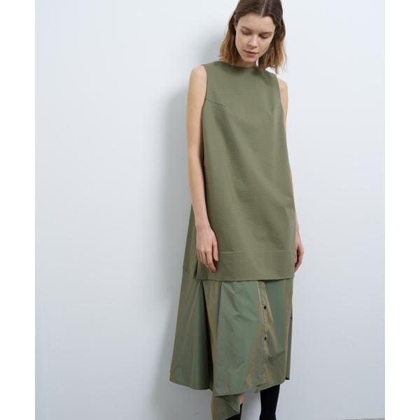 完売前に【Phase Eight】Angelica ベルベット ジャンプスーツ 花 完売前に【Phase Eight】Angelica ベルベット ジャンプスーツ 花