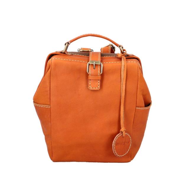 バックヤードファミリー（BACKYARD FAMILY）/zucchero 本革がま口リュック