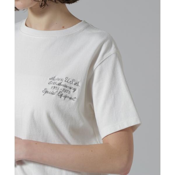 アヴィレックス（AVIREX）/《50th Anniversary》LEATHER PATCHED VARSITY T−SHIRT／