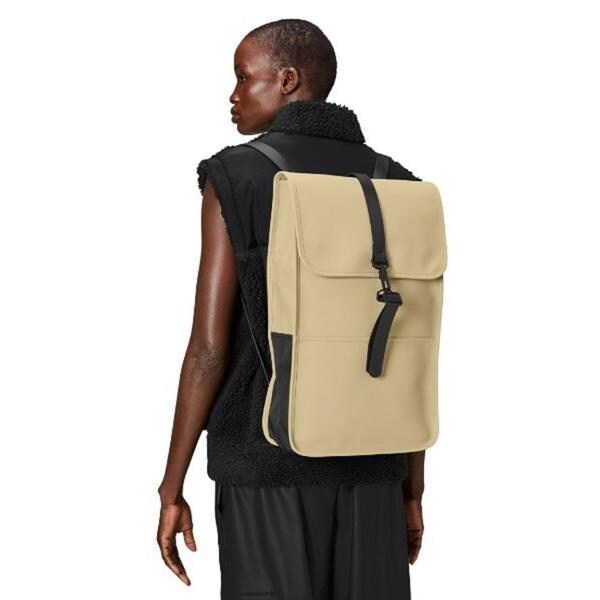 ロイヤルフラッシュ（ROYAL FLASH）/Ｂａｃｋｐａｃｋ　Ｗ３の通販は