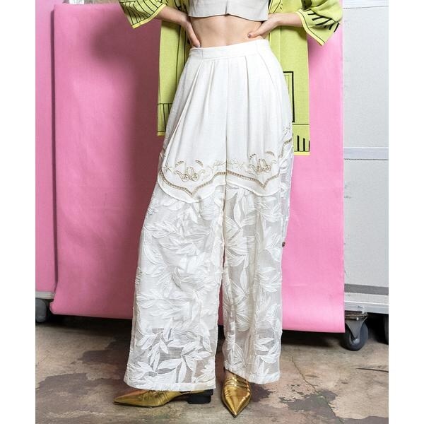 ロイヤルフラッシュ（ROYAL FLASH）/AULA AILA／アウラアイラ／CUTWORK EMBROIDERED PANTS_1