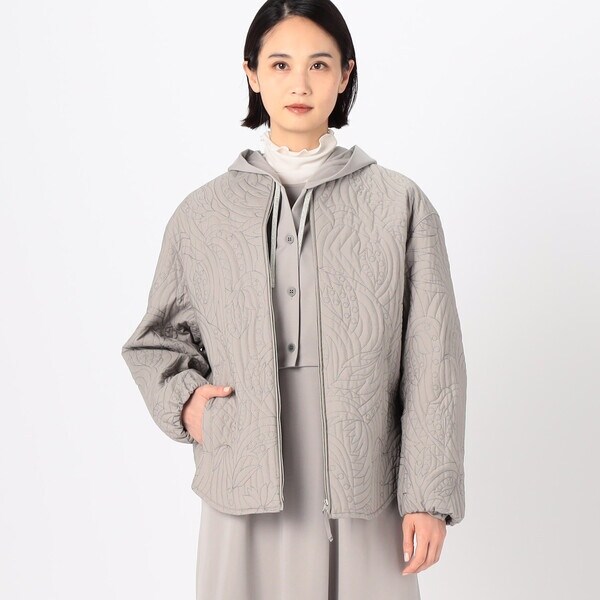 ギャバジン K．T（Gabardine K．T）/バティック柄キルト ノーカラーブルゾン