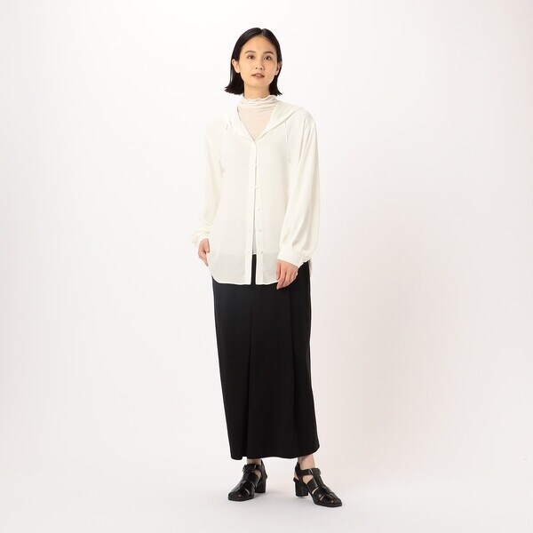 ギャバジン K．T（Gabardine K．T）/とろ〜んバックサテン フード付きブラウス_4