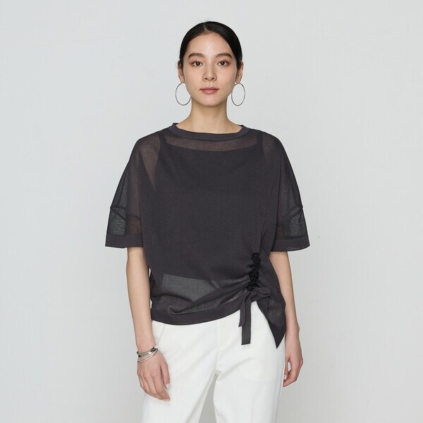 ギャバジン K．T（Gabardine K．T）/オーガニックコットン×リサイクルPe ドローストリングシアーセーター_10
