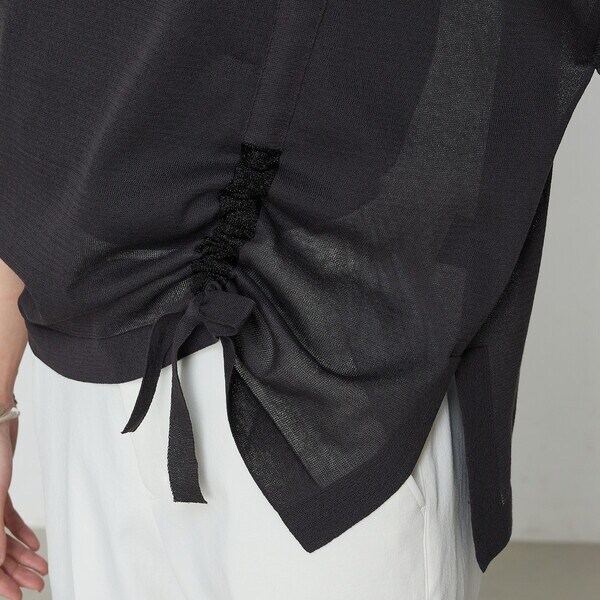 ギャバジン K．T（Gabardine K．T）/オーガニックコットン×リサイクルPe ドローストリングシアーセーター_19