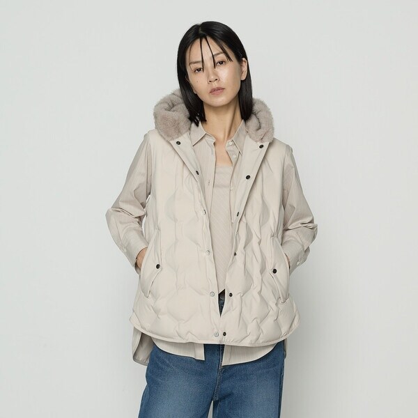 ギャバジン K．T（Gabardine K．T）/フーデッド ダウンジレ